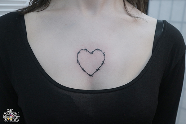 名古屋　タトゥー　女性